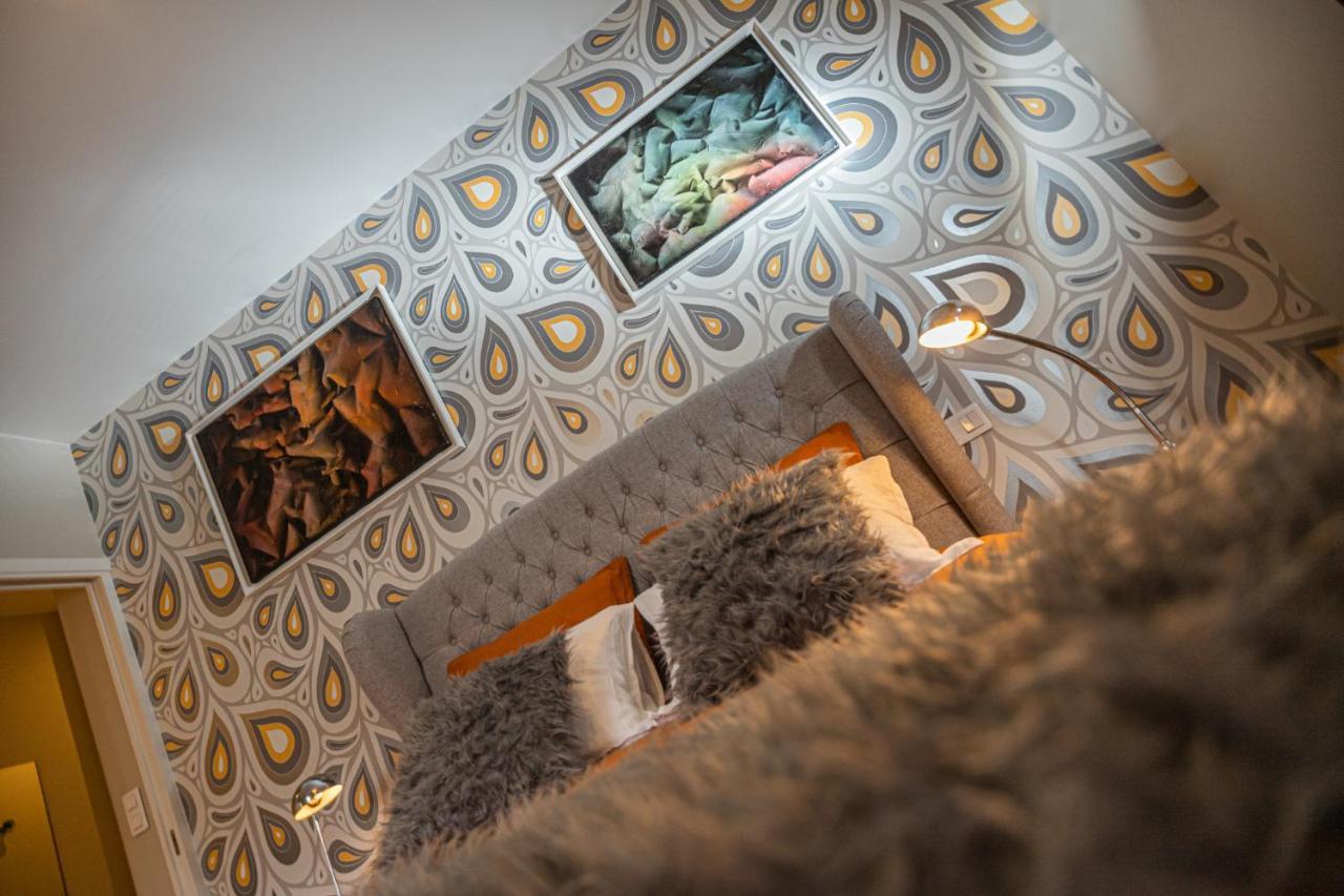 Hotel Le Jardin Des Toiles Triel-sur-Seine Esterno foto